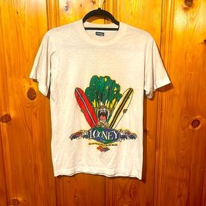 Vintage small Looney Tunes Longboards shirt